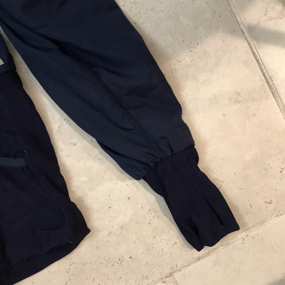 Mondetta navy jacket medium - Picture 3 of 5